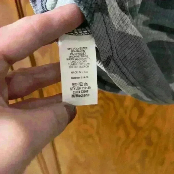 C brand camo tank top size medium. - Picture 4 of 4